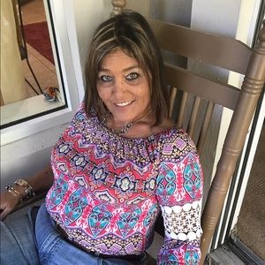 Meet your Posher, Alice